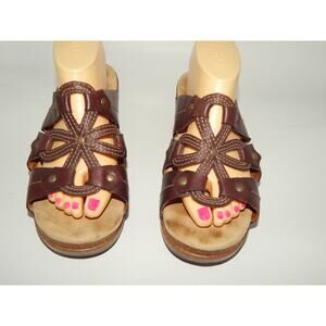 Dansko Serena Women's Brown Leather Flower Slip-On Wedge Sandals Sz 40 9.5